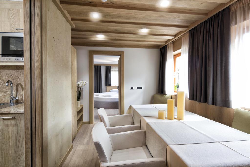 Residence Mugun Corvara In Badia Exterior foto